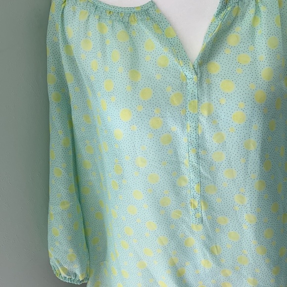LOFT Polkadot lightweight Blouse - Picture 2 of 4